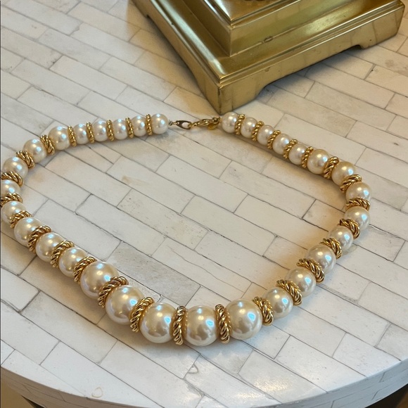 Joan Rivers Jewelry - Joan Rivers Gold and Cream Pearl Necklace